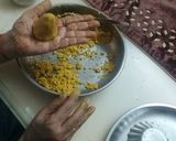 राजस्थानी स्टाइल मूठीया चूरमा लड्डू रेसिपी चरण 6 फोटो