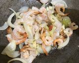 Foto langkah ke 3 dari resep Tumis Brokoli Udang.