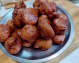 A picture of step 5 of मीठे पुए.