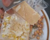 รูปขั้นตอนการทำที่ 1 ของ ขนมปังข้าวโพดย่างเนย Toast with Corn and Butter