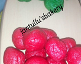 A picture of step 6 of Colourful twisted cookies.