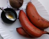 A picture of step 1 of Red Banana Beetroot Smoothie.