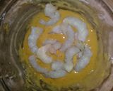 A picture of step 1 of Sizzling Sriracha Prawns.