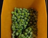 A picture of step 1 of Peas Pulao.