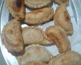 Foto del paso 5 de la receta: Empanadas de pollo con masa casera 😋
