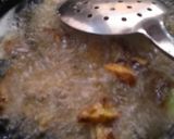 A picture of step 4 of Kuttu k pakore.