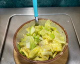 Foto del paso 5 de la receta: *Ensalada de Lechuga Romana con Manzana Verde y Vinagreta Agridulce*