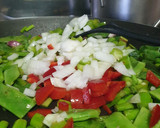 Foto del paso 3 de la receta: Paella de Verduras #veggie con alioli de Tomate