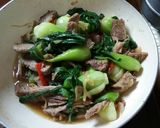 Foto langkah ke 2 dari resep Tumis daging pakcoy.