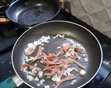 Foto langkah ke 3 dari resep Smoked Beef Carbonara Spaghetti.