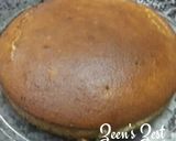 A picture of step 4 of Funfetti Vanilla Cake.