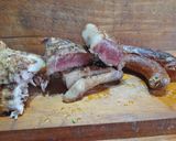 Foto del paso 6 de la receta: Tira de lomo a la pimienta con apio, cebolla morada y choclo