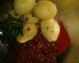 पानी पूरी(Pani poori recipe in hindi) रेसिपी चरण 3 फोटो