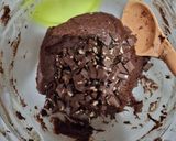 Foto langkah ke 4 dari resep Double Choco Sea Salt (Soft Cookies).