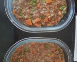 A picture of step 8 of My Clay pot pies ☺.
