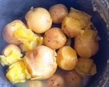 Foto del paso 1 de la receta: Puré de papa criolla o amarilla