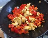 Une image de l'étape 9 de Poulet aux poivrons rouges crème et parmesan.