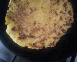 A picture of step 3 of Makke ke parathe.
