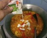 Foto langkah ke 4 dari resep Sayur Rebung Tahu Santan.