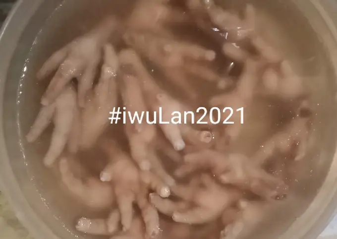 Langkah-langkah untuk membuat Resep Sup Ceker Ayam Rumahan