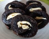 Foto langkah ke 6 dari resep Martabak Oreo Gulung.