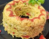 A picture of step 13 of Layered veg maggi handwa.