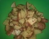 Foto del paso 2 de la receta: Papás Rústicas Sencillas y Deliciosas!