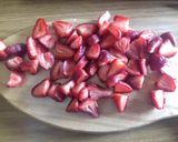 Foto del paso 3 de la receta: Tarta de frutilla 🍓🍓🍓