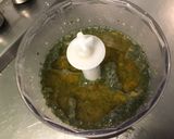 Une image de l'étape 5 de Sauce salade pimentée moutarde pêche persil.