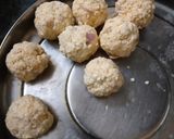 A picture of step 1 of Paneer Balls Curry.