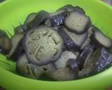 Foto del paso 1 de la receta: Berenjenas al Escabeche