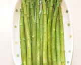 Foto langkah ke 4 dari resep Asparagus with salted egg sauce.