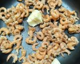 Une image de l'étape 3 de TOATJESPAP, purée aux crevettes grises.