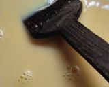 A picture of step 2 of Custard chocolate ball pudding.