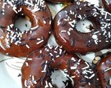 A picture of step 15 of Chocolate Donuts.