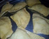 A picture of step 5 of Meat pie.
