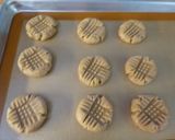 A picture of step 4 of Totally Stolen Peanut Butter Cookies.