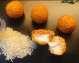 चीज़ी राइस बॉल्स (cheesy rice balls recipe in Hindi) रेसिपी चरण 3 फोटो