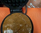 A picture of step 4 of Ragi Waffle.