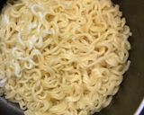 Foto langkah ke 1 dari resep Mie goreng sehat.