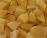Foto del paso 3 de la receta: "Raxo a Galega" con pimientos de Padrón y patatas fritas