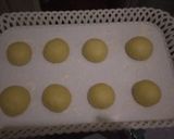 Foto langkah ke 2 dari resep Donat Tanpa Kentang.