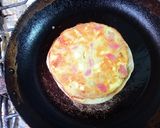 A picture of step 3 of Omelette Tacos.
