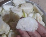 A picture of step 1 of Apple gourd #cookpadramadan #cookpadsehri #1stweek.