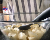 Foto del paso 1 de la receta Escalopines de cerdo con salsa de queso