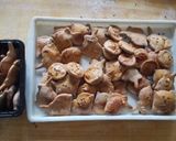 Teljes kiörlésű túrós sós keksz recept fázis 4 fotója