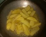 Foto langkah ke 1 dari resep Kentang Mix Ayam Kecap Praktis.