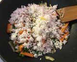 Zöldséges sült rizs recept fázis 3 fotója
