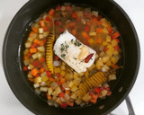 Foto del paso 6 de la receta: Bacalao confitado con verduritas en escabeche picante