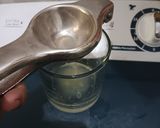 Foto langkah ke 2 dari resep Es Jeruk Nipis Yakult ala Kafe.